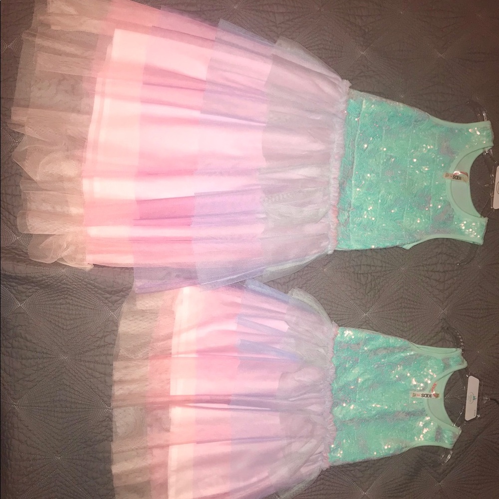 Girls dresses